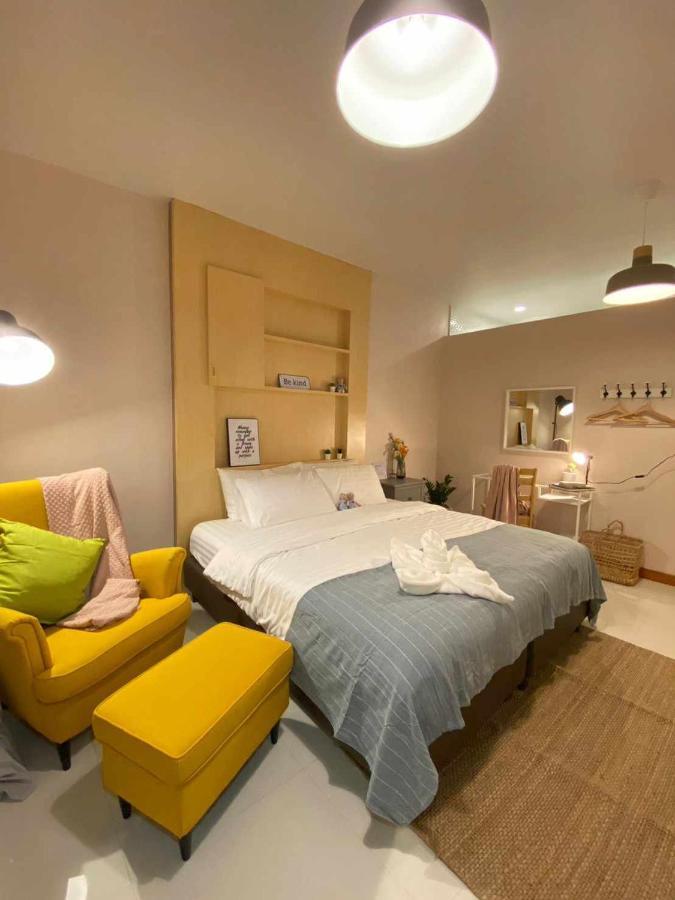 Por Poshtel Kancsanaburi Kültér fotó