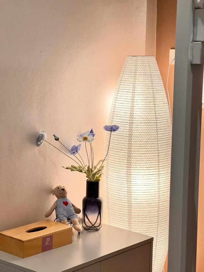 Por Poshtel Kancsanaburi Kültér fotó