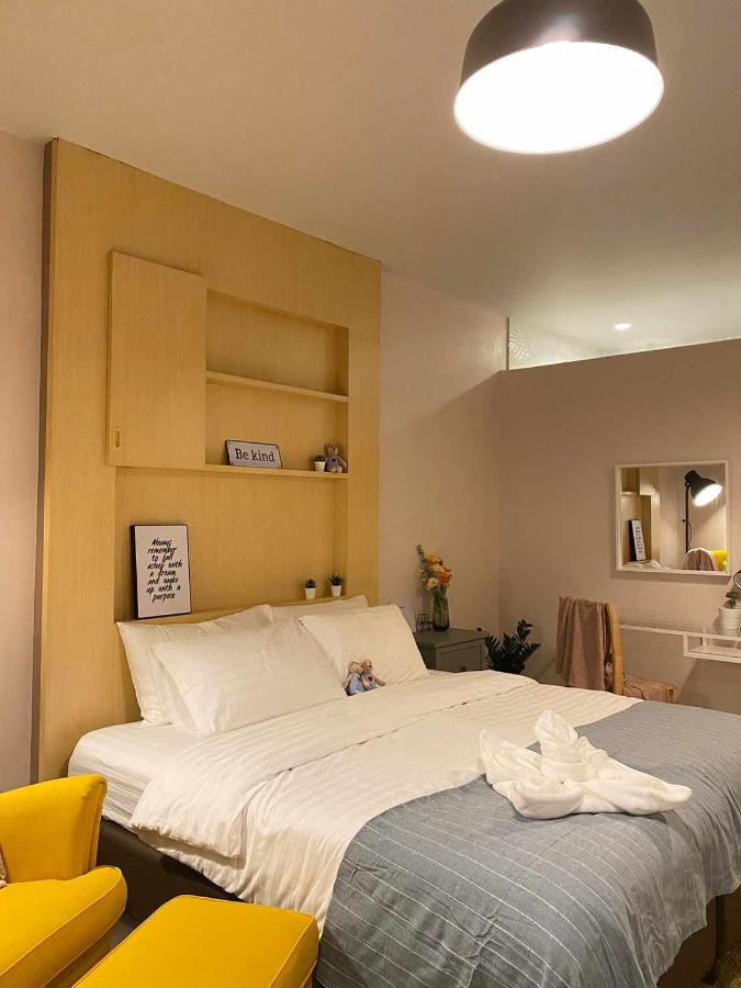 Por Poshtel Kancsanaburi Kültér fotó
