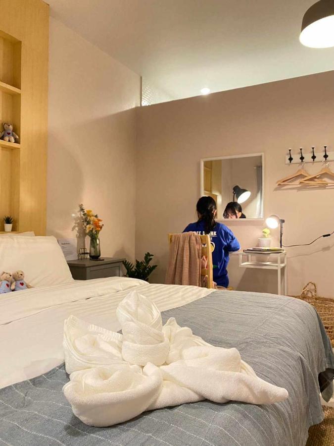 Por Poshtel Kancsanaburi Kültér fotó
