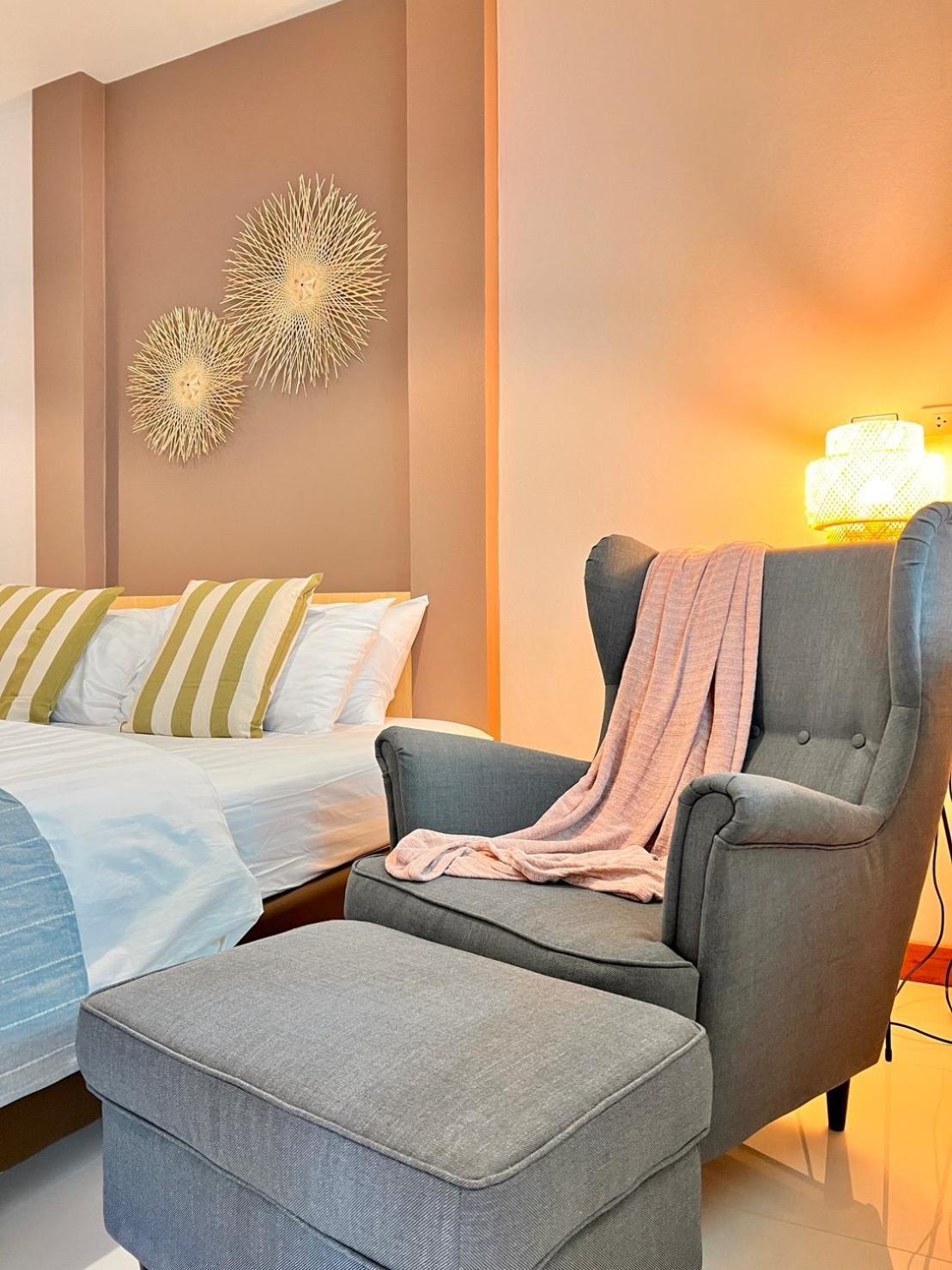 Por Poshtel Kancsanaburi Kültér fotó